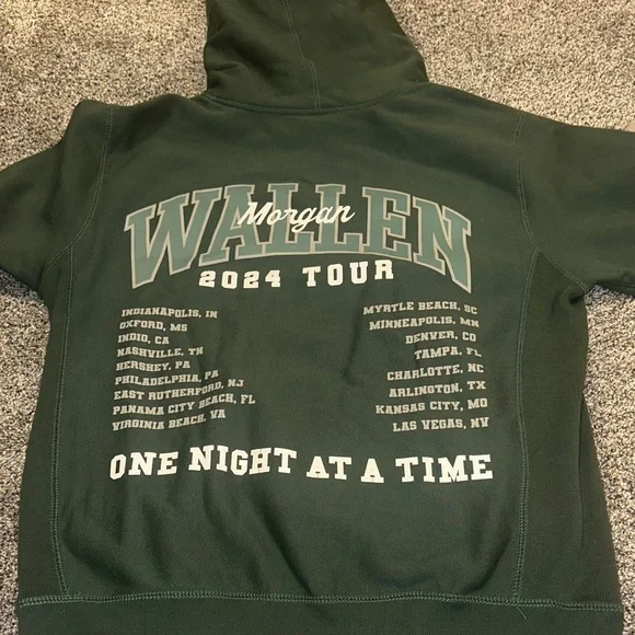 Wallen Tour Dark Green Hoodie - Picture 3 of 4